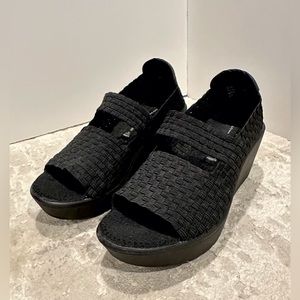 STEVEN by Steve Madden Blastr Sandal Size 7